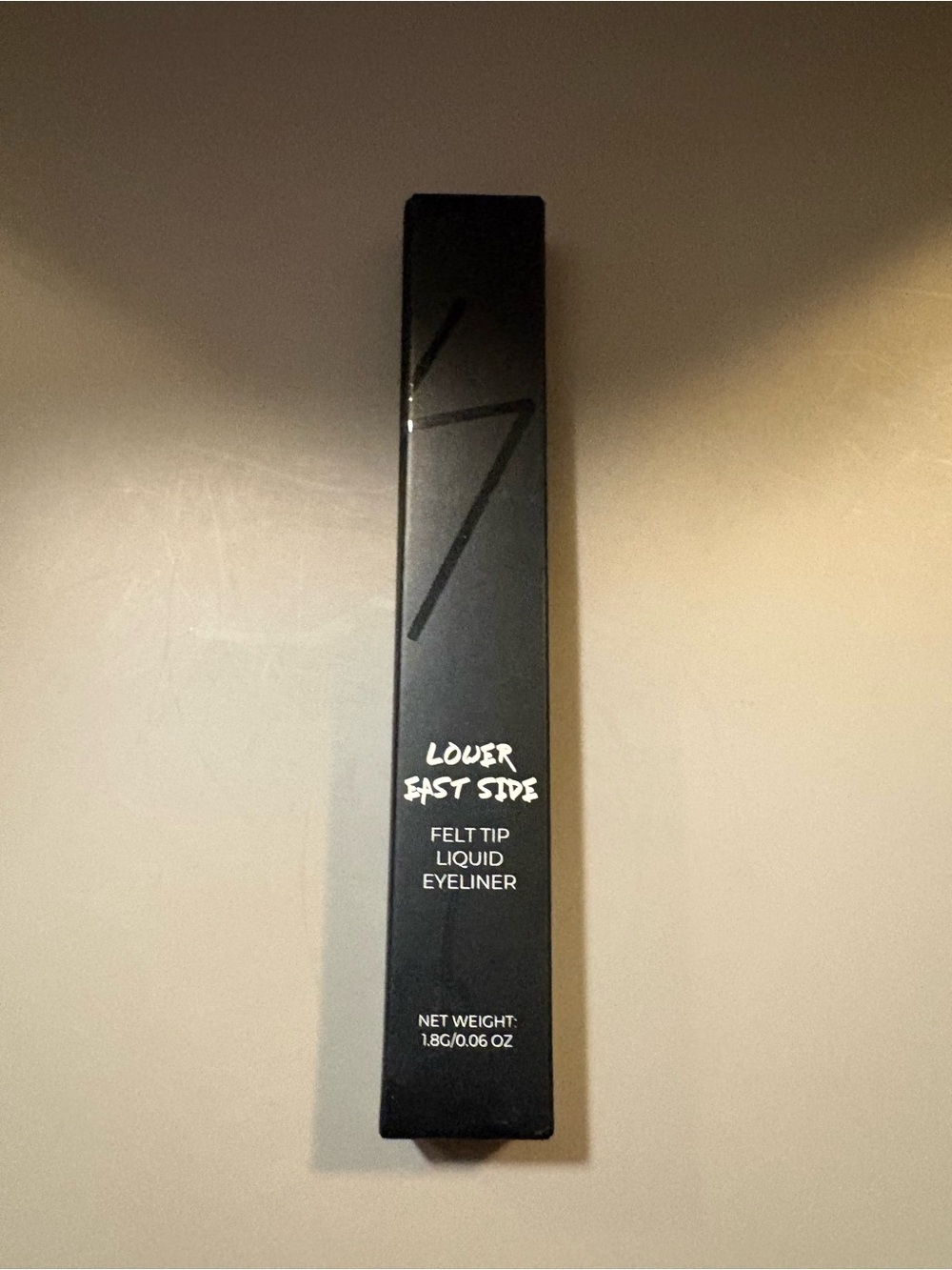 LOWER EAST SIDE Felt Tip Liquid Eyeliner - Black